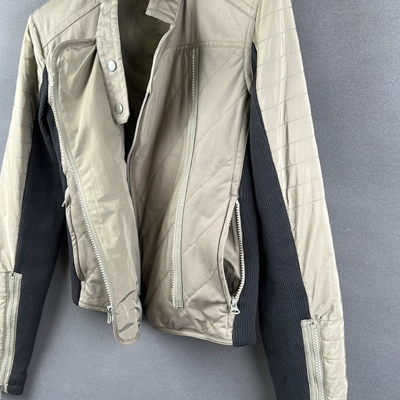 Adidas Stella McCartney women motorcycle jacket. Size small. Like new - Picture 3 of 10